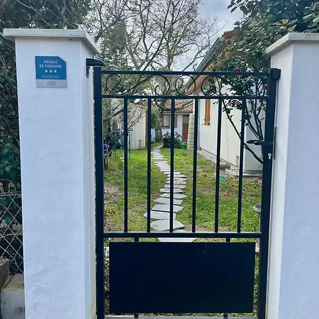 Sous Deux Chenes Apartament *